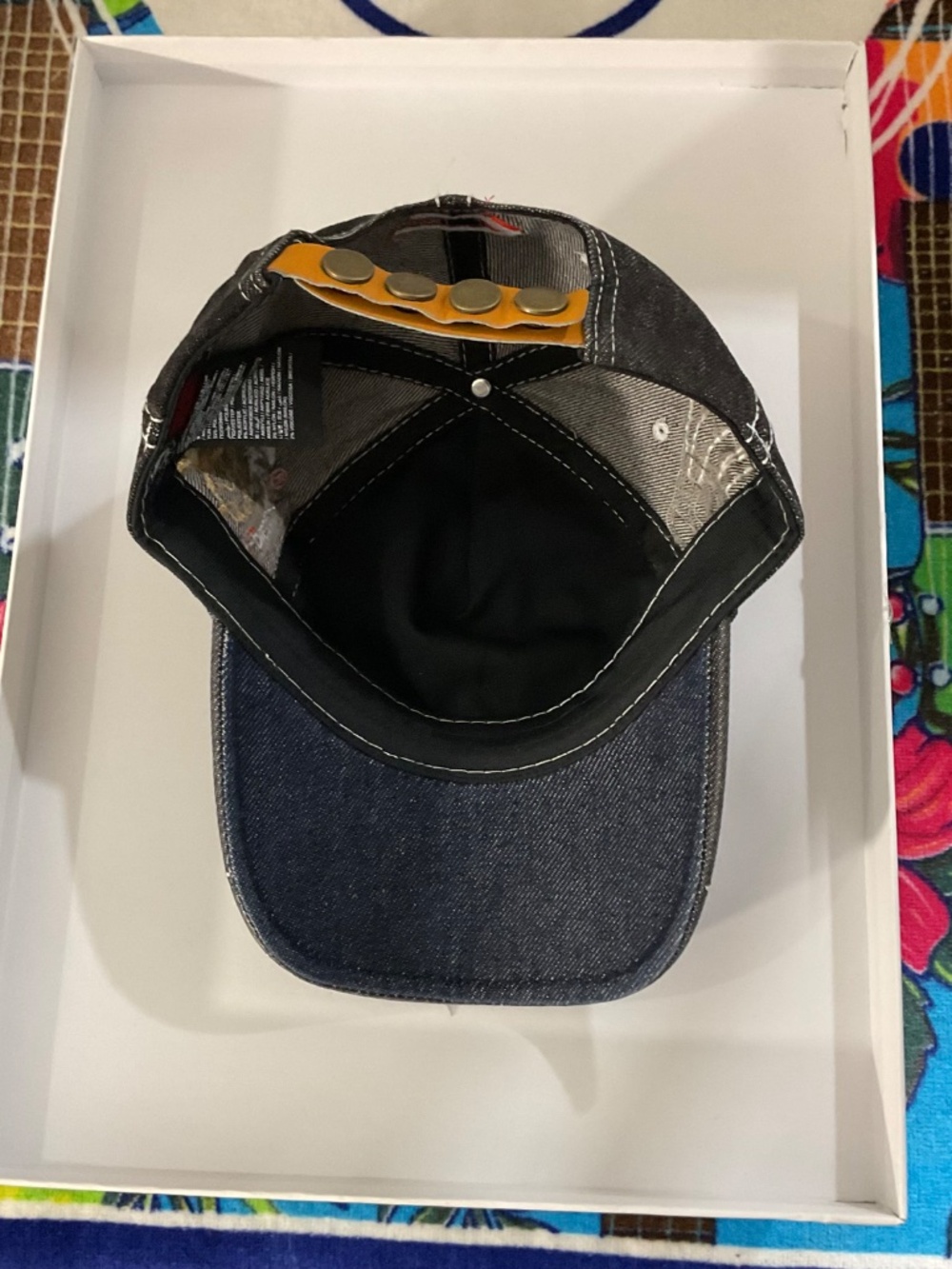 Diesel Hat. - Picture 5 of 7